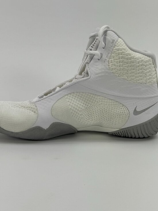 Nike Tawa \'White Metallic Silver\' CI2952-100 Wrestling size 12 main image 6